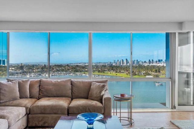 1820 Avenida Del Mundo 1507, Coronado, CA 92118