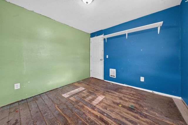 2443 N Wiscomb St, Spokane, WA 99207