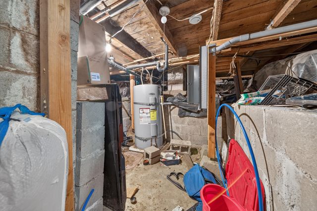 2443 N Wiscomb St, Spokane, WA 99207