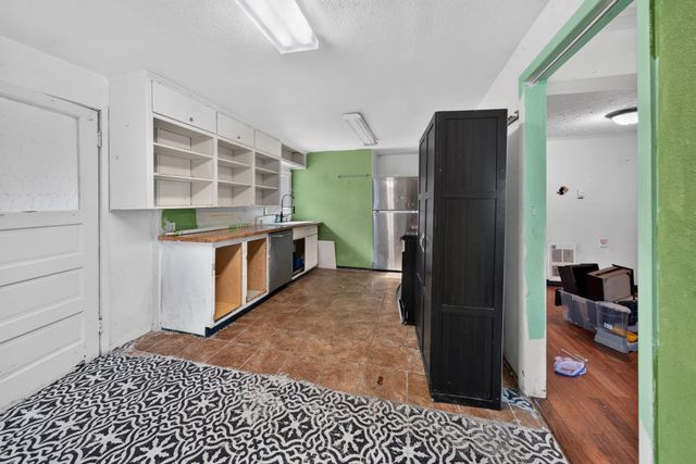2443 N Wiscomb St, Spokane, WA 99207