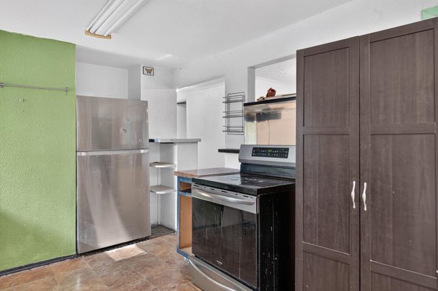 2443 N Wiscomb St, Spokane, WA 99207