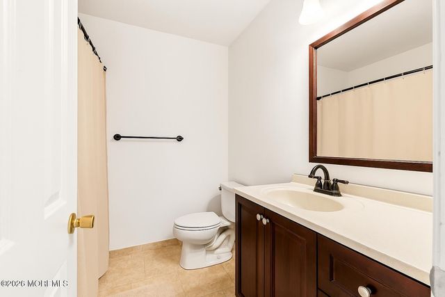 60 Biabou Drive, Toms River, NJ 08757