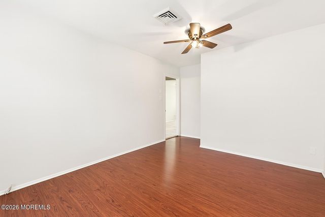 60 Biabou Drive, Toms River, NJ 08757