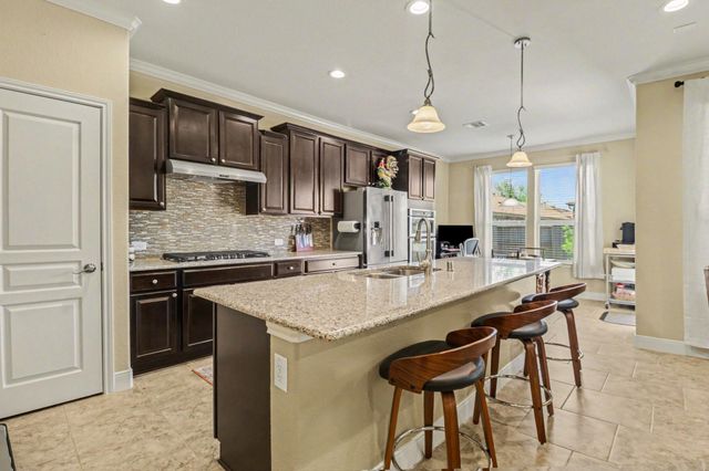 1542 Tuscan Village Drive, League City, TX 77573