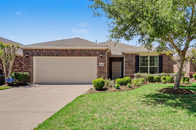 1542 Tuscan Village Drive, League City, TX 77573