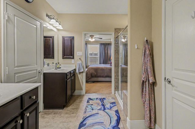 1542 Tuscan Village Drive, League City, TX 77573