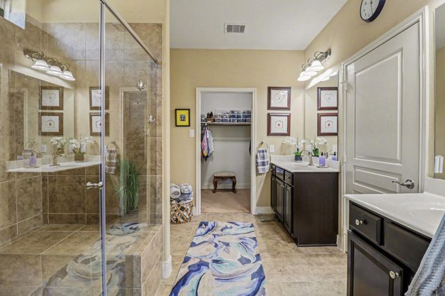 1542 Tuscan Village Drive, League City, TX 77573