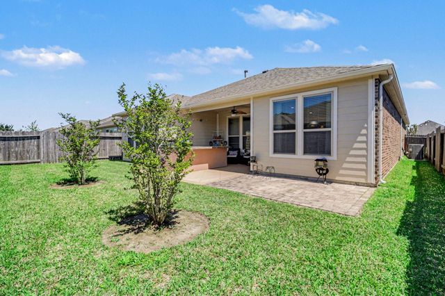 1542 Tuscan Village Drive, League City, TX 77573