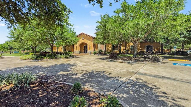 1542 Tuscan Village Drive, League City, TX 77573