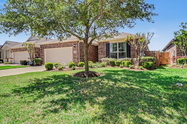 1542 Tuscan Village Drive, League City, TX 77573