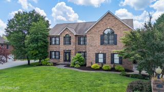 8663 Lake Village Circle, Knoxville, TN 37938