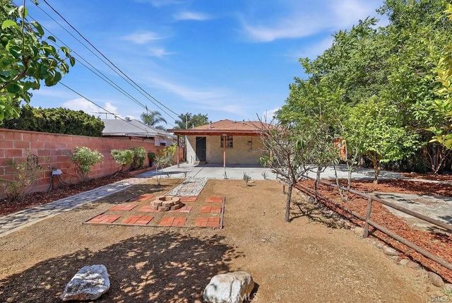 10332 Cayuga Avenue, Pacoima, CA 91331