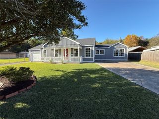 904 Stubbs Street, La Marque, TX 77568