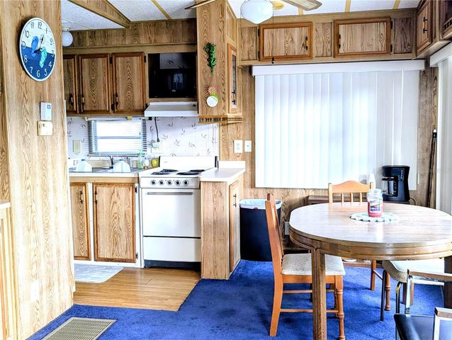 3300 26TH AVENUE E 228, Bradenton, FL 34208