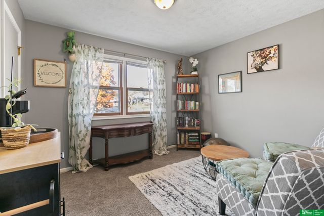 3501 Lynnwood Drive, Bellevue, NE 68123