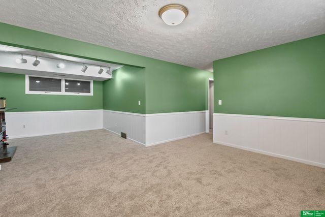 3501 Lynnwood Drive, Bellevue, NE 68123