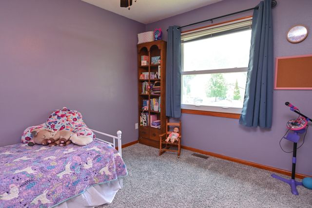 421 Becky Lynn Boulevard, Pleasant Hill, IA 50327
