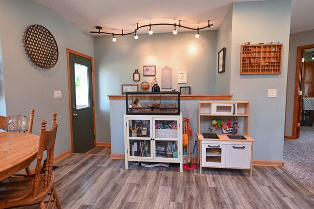 421 Becky Lynn Boulevard, Pleasant Hill, IA 50327