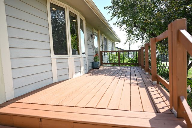 421 Becky Lynn Boulevard, Pleasant Hill, IA 50327