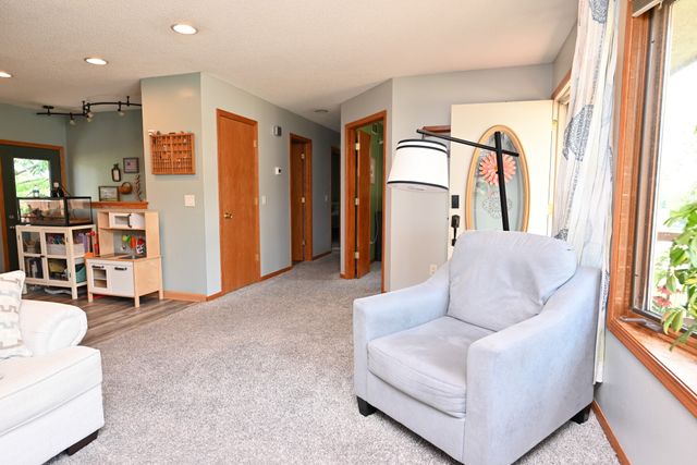 421 Becky Lynn Boulevard, Pleasant Hill, IA 50327