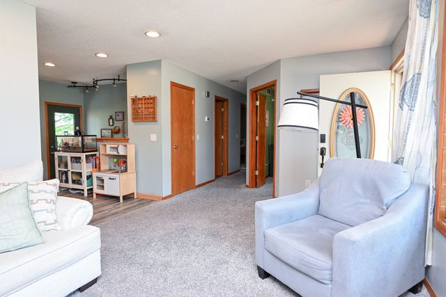 421 Becky Lynn Boulevard, Pleasant Hill, IA 50327