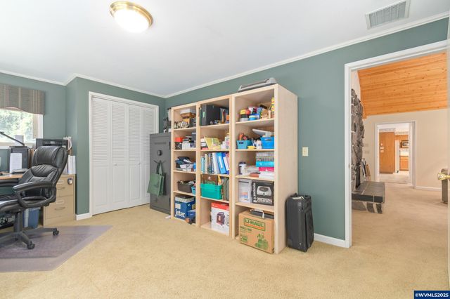 41886 Deerhorn Rd, Springfield, OR 97478