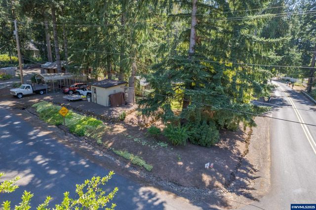 41886 Deerhorn Rd, Springfield, OR 97478