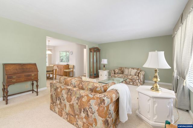 41886 Deerhorn Rd, Springfield, OR 97478