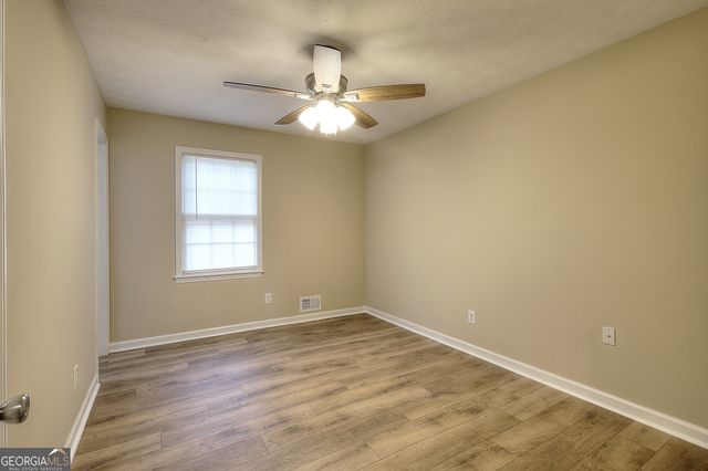 1124 Ironwood Drive, Grayson, GA 30017