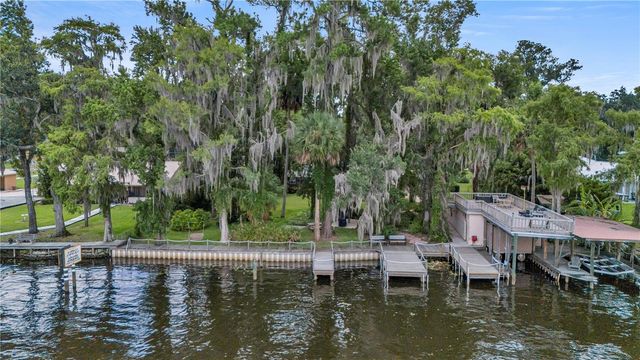 1940 ALICE DRIVE, Astor, FL 32102