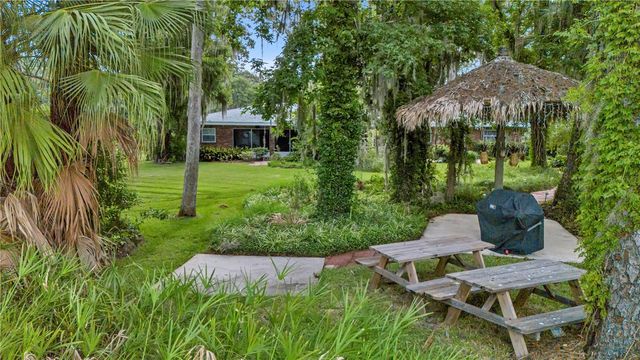 1940 ALICE DRIVE, Astor, FL 32102
