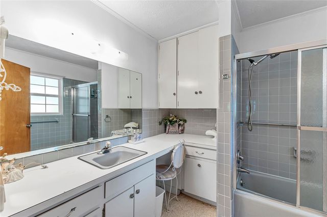 1940 ALICE DRIVE, Astor, FL 32102