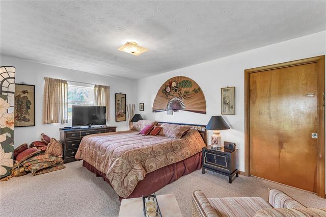 1940 ALICE DRIVE, Astor, FL 32102