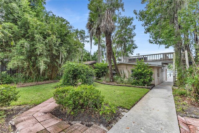 1940 ALICE DRIVE, Astor, FL 32102