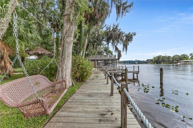 1940 ALICE DRIVE, Astor, FL 32102