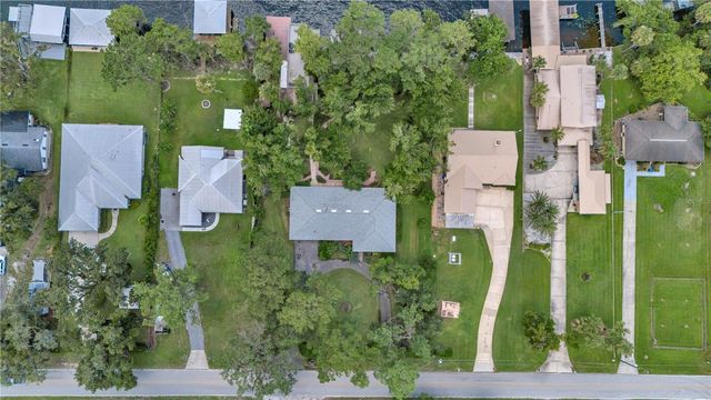 1940 ALICE DRIVE, Astor, FL 32102