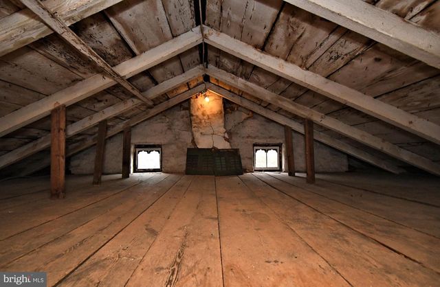 1528 HILLTOWN PIKE, Hilltown, PA 18927