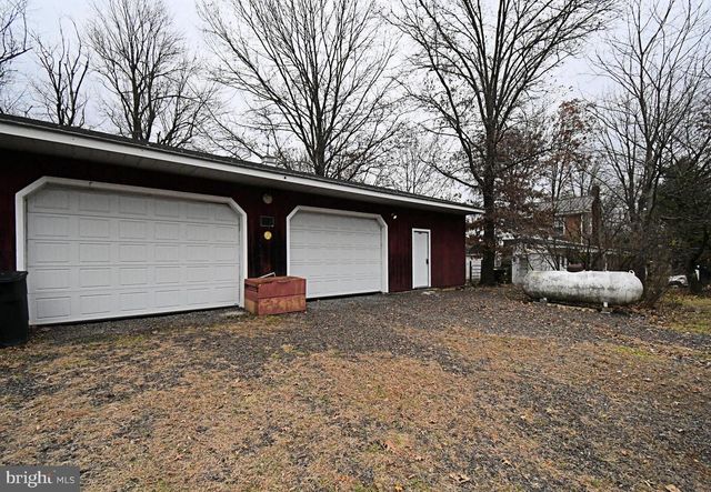 1528 HILLTOWN PIKE, Hilltown, PA 18927