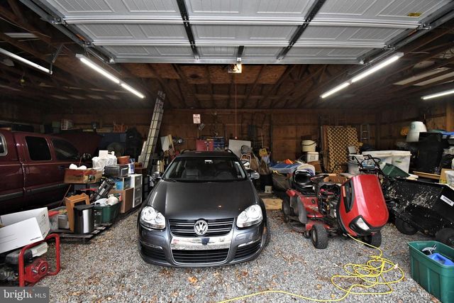 1528 HILLTOWN PIKE, Hilltown, PA 18927