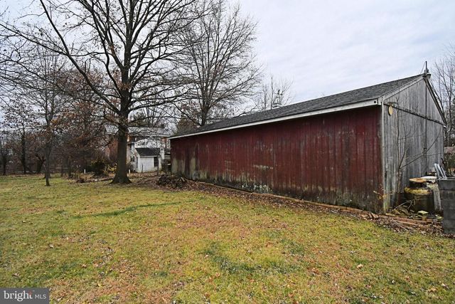 1528 HILLTOWN PIKE, Hilltown, PA 18927