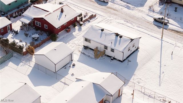 111 Bassett Lane, Youngstown, OH 44505