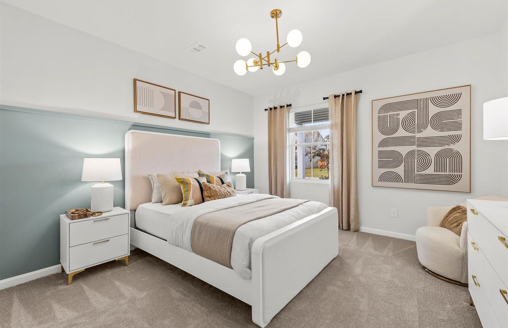 Image 9 of property listing at 836 Meadowbrook Lane, Summerville, SC 29486