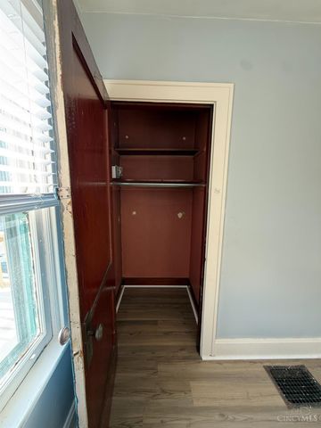 20 Glenwood Avenue, Cincinnati, OH 45217