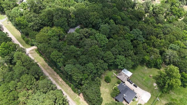 4011 Pamela Way, Montgomery, TX 77316