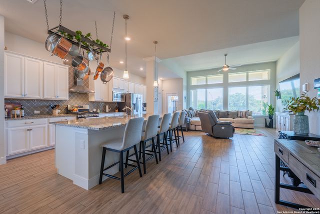 22842 Rio Salado, San Antonio, TX 78261