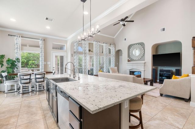 11 Pintuck Place, Spring, TX 77389