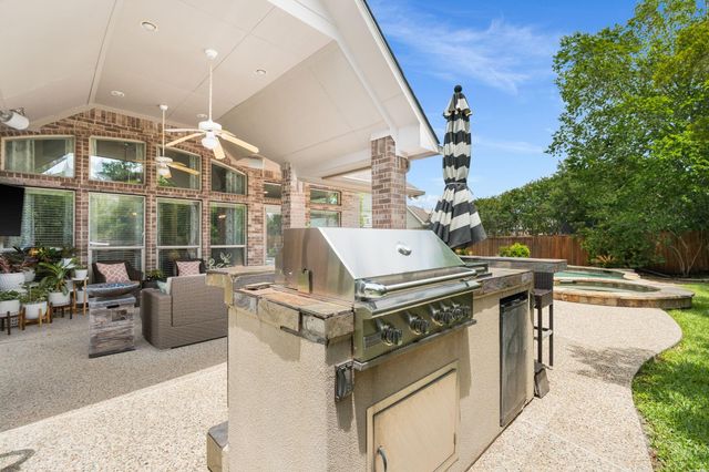 11 Pintuck Place, Spring, TX 77389