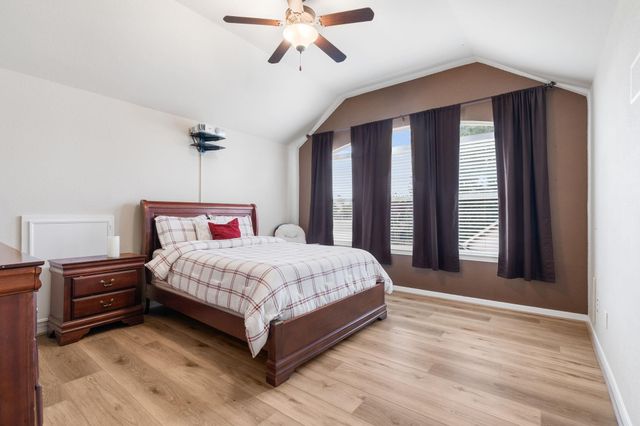 11 Pintuck Place, Spring, TX 77389