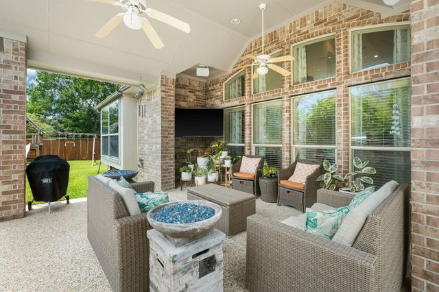 11 Pintuck Place, Spring, TX 77389