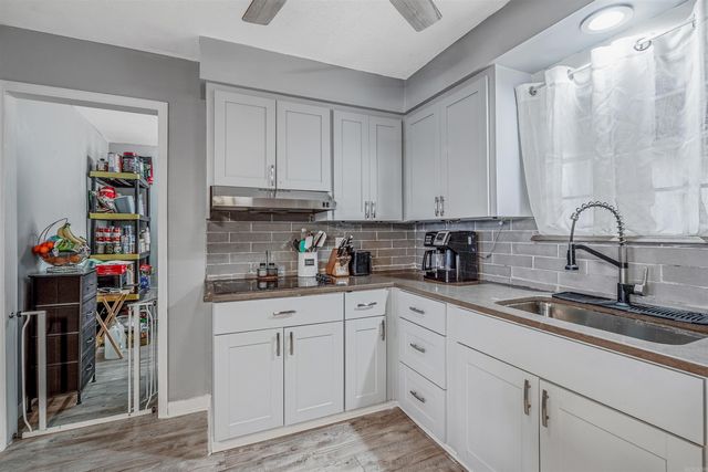 22 Narragansett Place, Sherwood, AR 72120